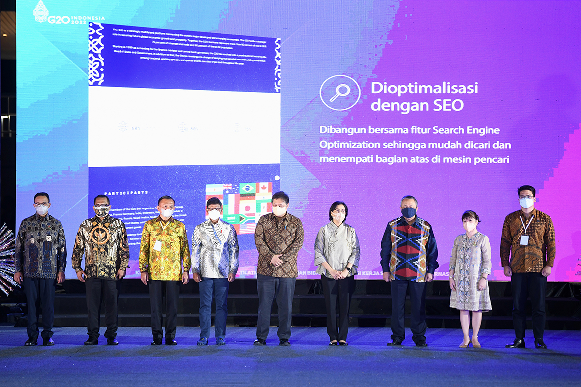 kominfo-menteri-johnny-opening-ceremony-presidensi-G20-indonesia-lap-banteng-AYH-14.jpg