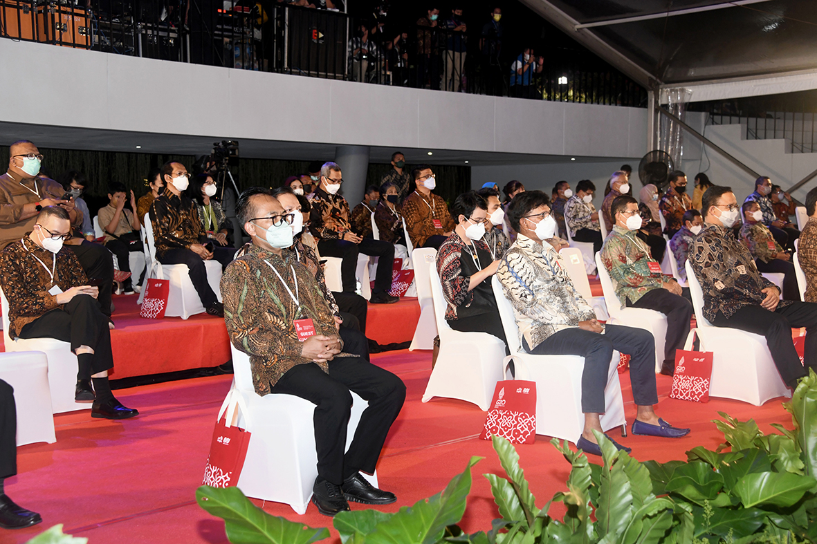 kominfo-menteri-johnny-opening-ceremony-presidensi-G20-indonesia-lap-banteng-AYH-6.jpg