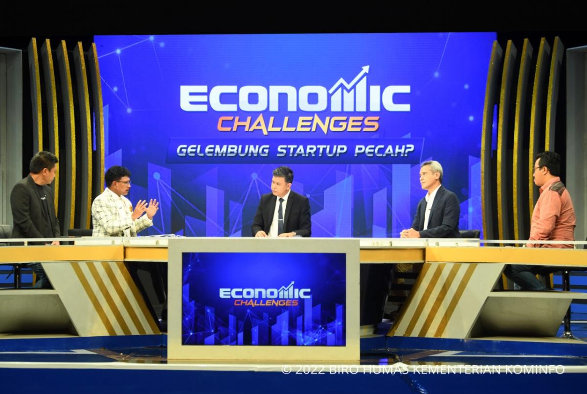 Economic Challenges Metro TV AYH I
