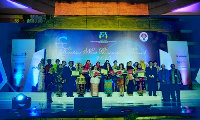 Menkominfo Anugerahkan Penghargaan Kartini Next Generation 2015