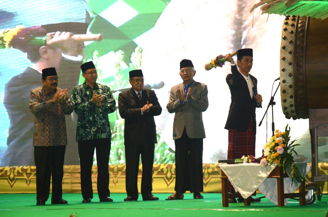 Presiden Joko Widodo Membuka Muktamar Nadhlatul Ulama ke -33 di Jombang, Jawa Timur